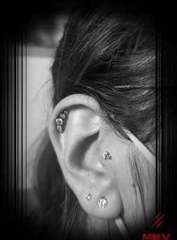 cartilage ear piercing